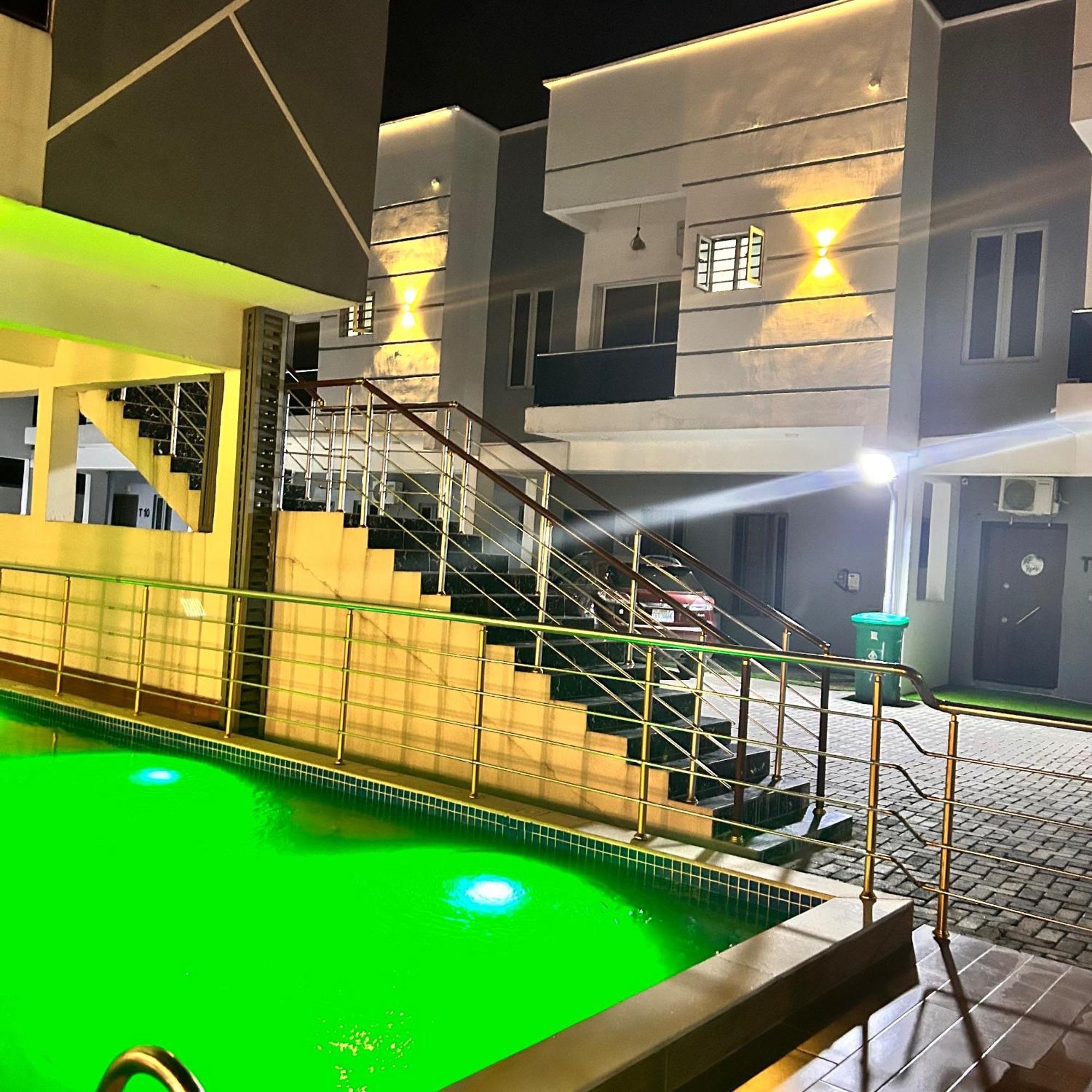 Luxury Shortlet Ajah, Lekki Apartment *